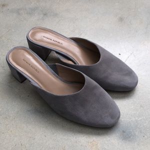 Banana Republic mules. Very good condition